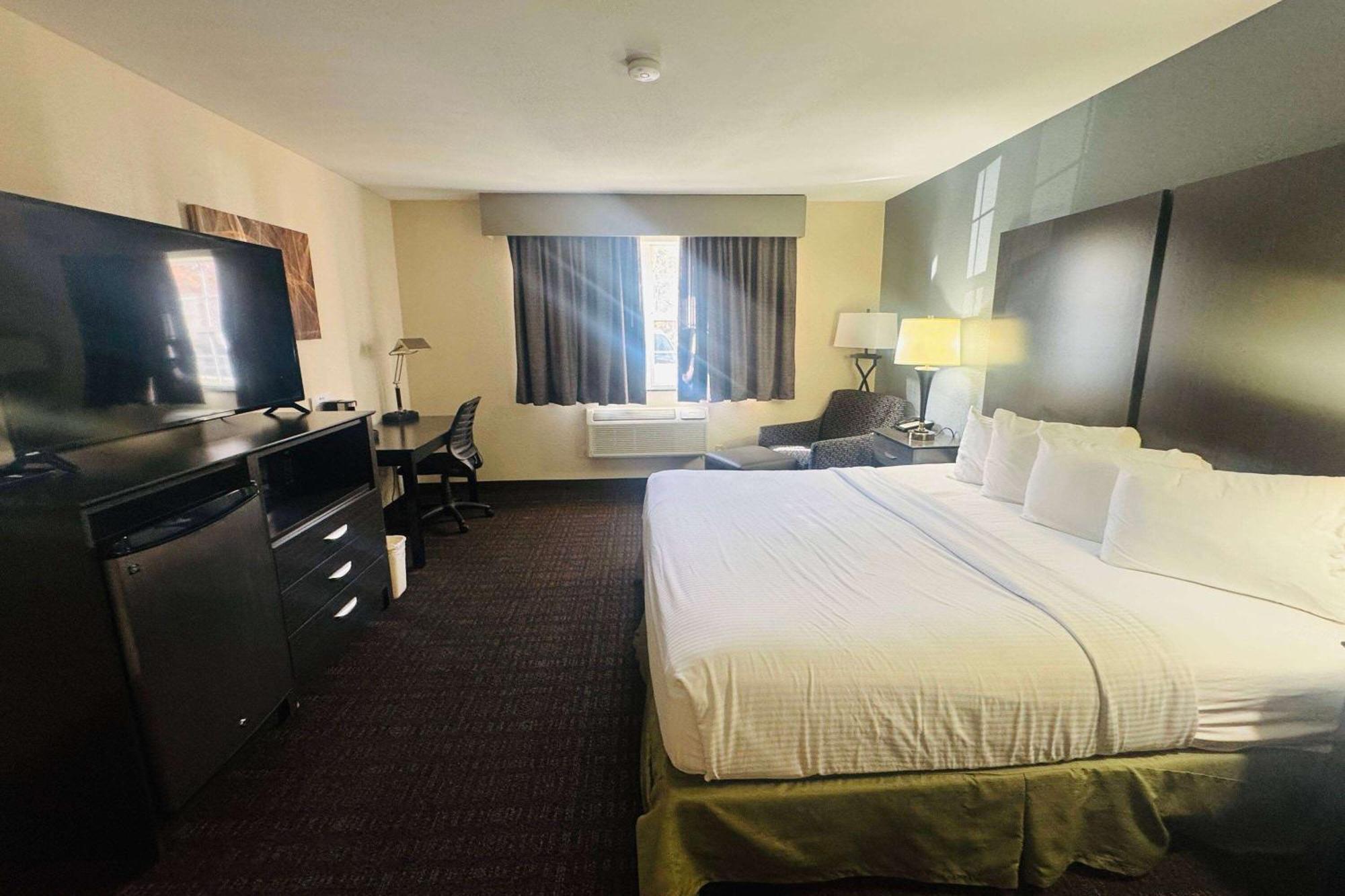 Baymont By Wyndham Chester Il Ngoại thất bức ảnh