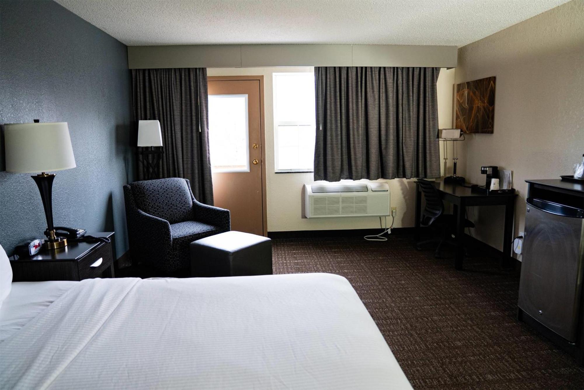 Baymont By Wyndham Chester Il Ngoại thất bức ảnh